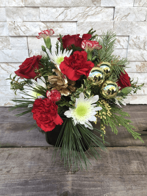 Christmas Carol Flower Arrangement Christmas Carol Flower Bouquet