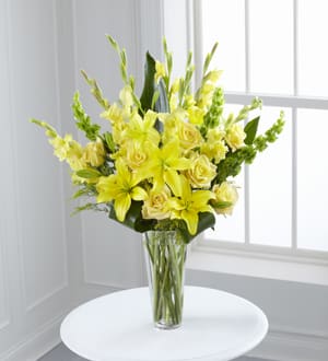 The FTD® Glowing Ray™ Bouquet Flower Bouquet