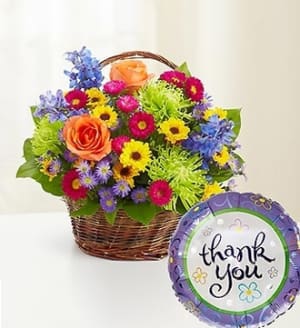 Beautiful Basket to Say Thank You Flower Bouquet