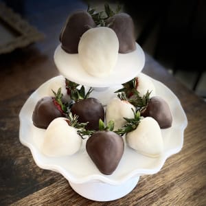 Chocolate Dipped Strawberries Flower Bouquet