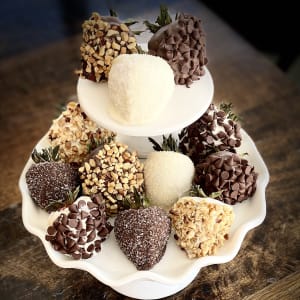 Fancy Chocolate Dipped Strawberries Flower Bouquet