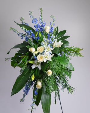 Marine Flora Standing Spray Flower Bouquet