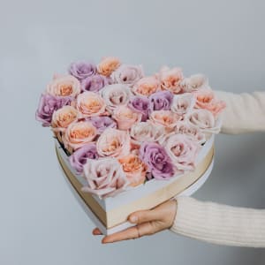 SWEET HEART BOX Flower Bouquet