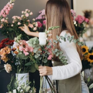 FLORIST'S CHOICE Flower Bouquet