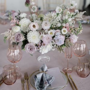 LUXE CENTERPIECE Flower Bouquet