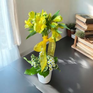 Mini Alstroemeria Topiary Flower Bouquet