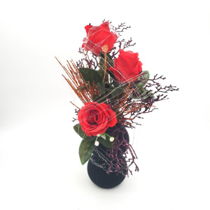 Medium Spider Web Rose Arrangement Flower Bouquet