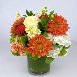 TANGERINE GLOW Flower Bouquet