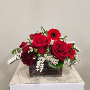 Flowing Elegance Flower Bouquet