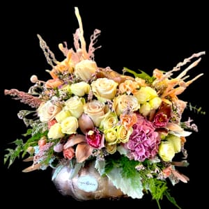 GOLDEN HARVEST PUMPKIN Flower Bouquet