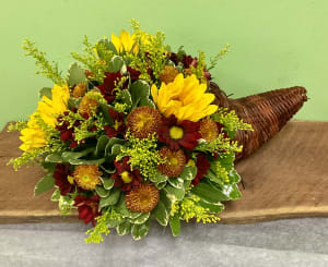 Cornucopia Centerpiece Flower Bouquet