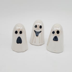 Miniature Ghosts Flower Bouquet