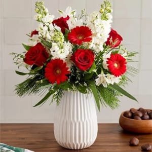 Dazzling Christmas Bouquet Flower Bouquet