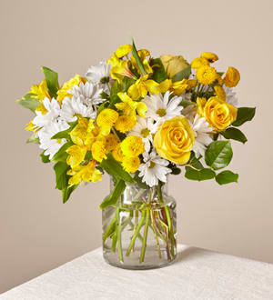 Sunny Sentiments Flower Arrangement Sunny Sentiments Flower Bouquet
