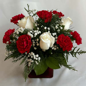 Seasons Greetings Flower Arrangement Seasons Greetings Flower Bouquet