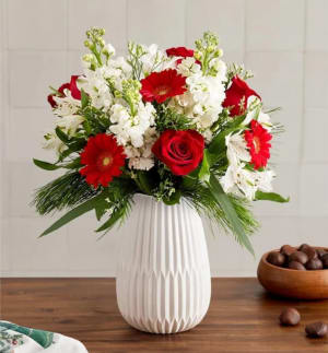 Dazzling Christmas Bouquet Flower Arrangement Dazzling Christmas Bouquet Flower Bouquet