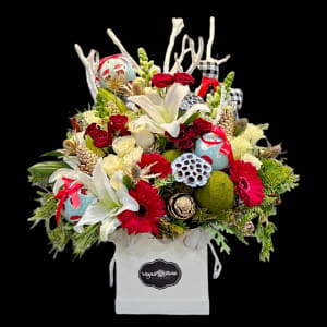 HOLIDAY HARMONY Flower Bouquet