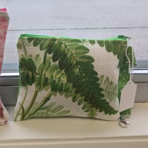 Zippered Pouch w Keychain Strap Flower Bouquet