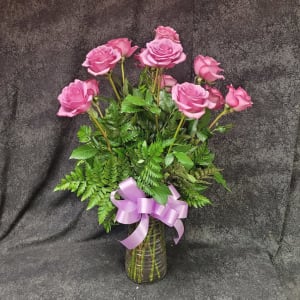 RAC12VD - 12 Single Color Long Stem Roses Arranged - VALENTINES