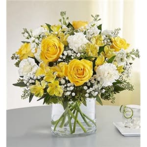 Yellow & White Delight Bouquet