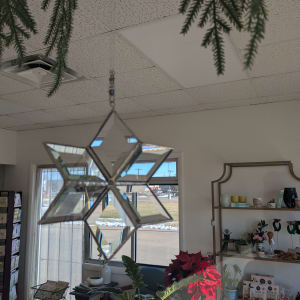 Twirler / Twinkler Stained Glass Flower Bouquet