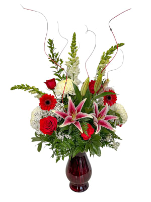 Grand Romance Valentine Bouquet Flower Bouquet