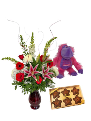 Grand Romance Valentine Bouquet Flower Bouquet