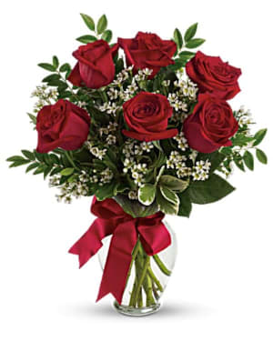 Red Roses Flower Bouquet
