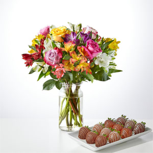 Smiles & Sunshine Bouquet and Berry Bundle Flower Arrangement Smiles & Sunshine Bouquet and Berry Bundle Flower Bouquet