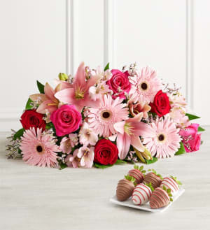 Fields of Europe® Romance with Love & Romance™ Dipped Strawberries Flower Arrangement Fields of Europe® Romance with Love & Romance™ Dipped Strawberries Flower Bouquet