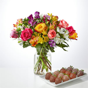 Smiles & Sunshine Bouquet and Berry Bundle Flower Arrangement Smiles & Sunshine Bouquet and Berry Bundle Flower Bouquet