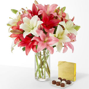 It's Fate Lily Bouquet Flower Bouquet