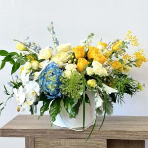 Ocean's Horizon By Elite Flower Bouquet