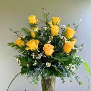 One Dozen Yellow Roses