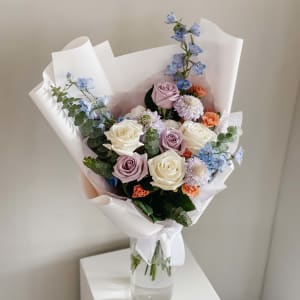 PASTEL ELEGANCE Flower Bouquet