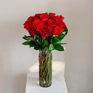 LONG STEM ROSES IN A VASE Flower Bouquet