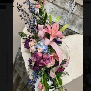 Forever Loved Heart Easel Spray