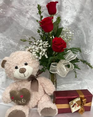 Valentine's Gift Combo Flower Bouquet