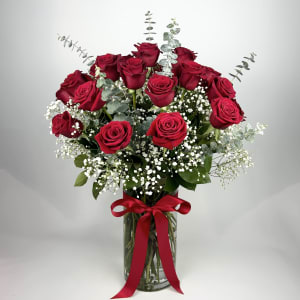 CLASSIC RED Flower Bouquet