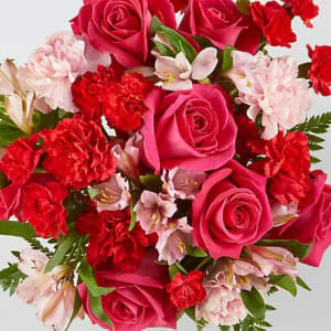 Valentine's Day Special Bouquet in Pink Flower Arrangement Valentine's Day Special Bouquet in Pink Flower Bouquet