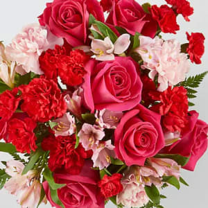 Valentine's Day Special Bouquet in Pink Flower Arrangement Valentine's Day Special Bouquet in Pink Flower Bouquet