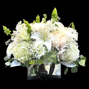 WHITE GLOW Flower Bouquet