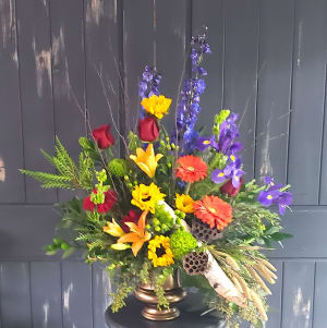 Birch Crossing Traditional Arrangement Flower Bouquet