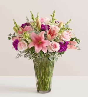 Marvelous Mom™ Flower Arrangement Marvelous Mom™ Flower Bouquet