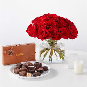 Cupid's Embrace Red Rose Bouquet Flower Arrangement Cupid's Embrace Red Rose Bouquet Flower Bouquet