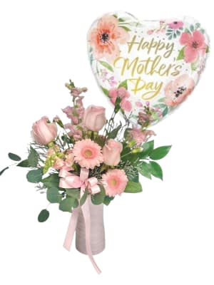 Blushing Beauty Flower Bouquet