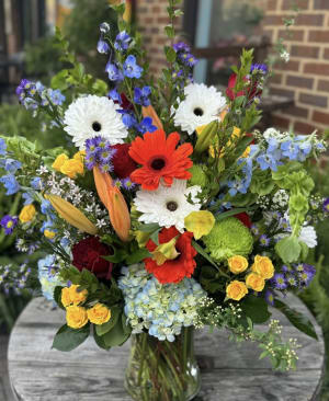 GARDEN OF GRATITUDE Flower Bouquet