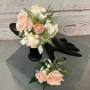 Fresh (Real) Custom Dance Flowers