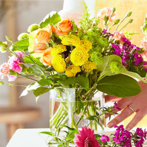 Bold & Bright – A Florist Original Flower Bouquet