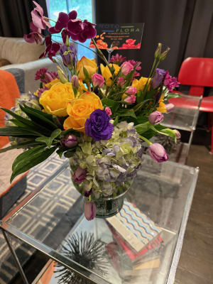 Bright Way Flower Bouquet